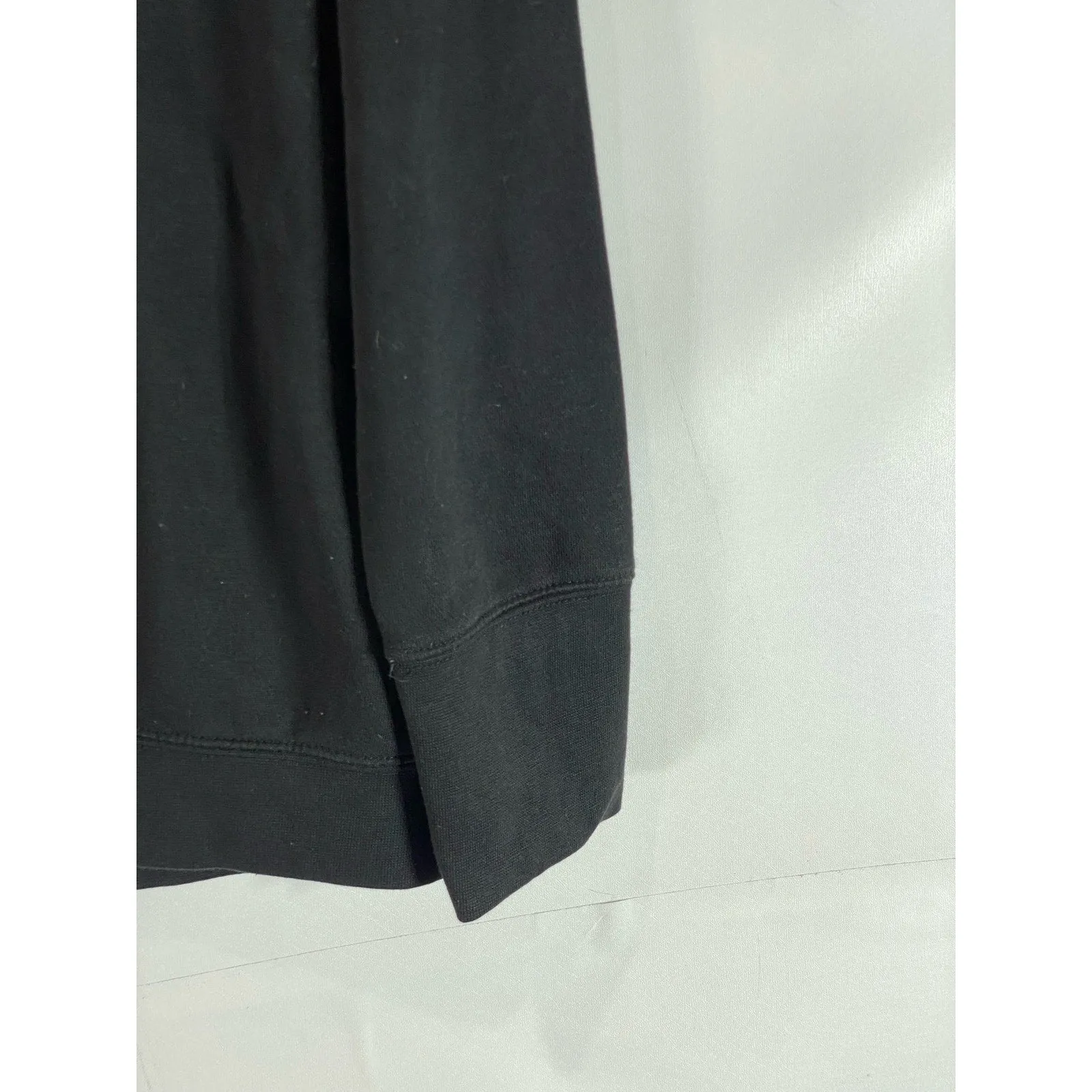 CHAMPION Men's Black Script Logo Patch Regular-Fit Pullover Hoodie SZ M