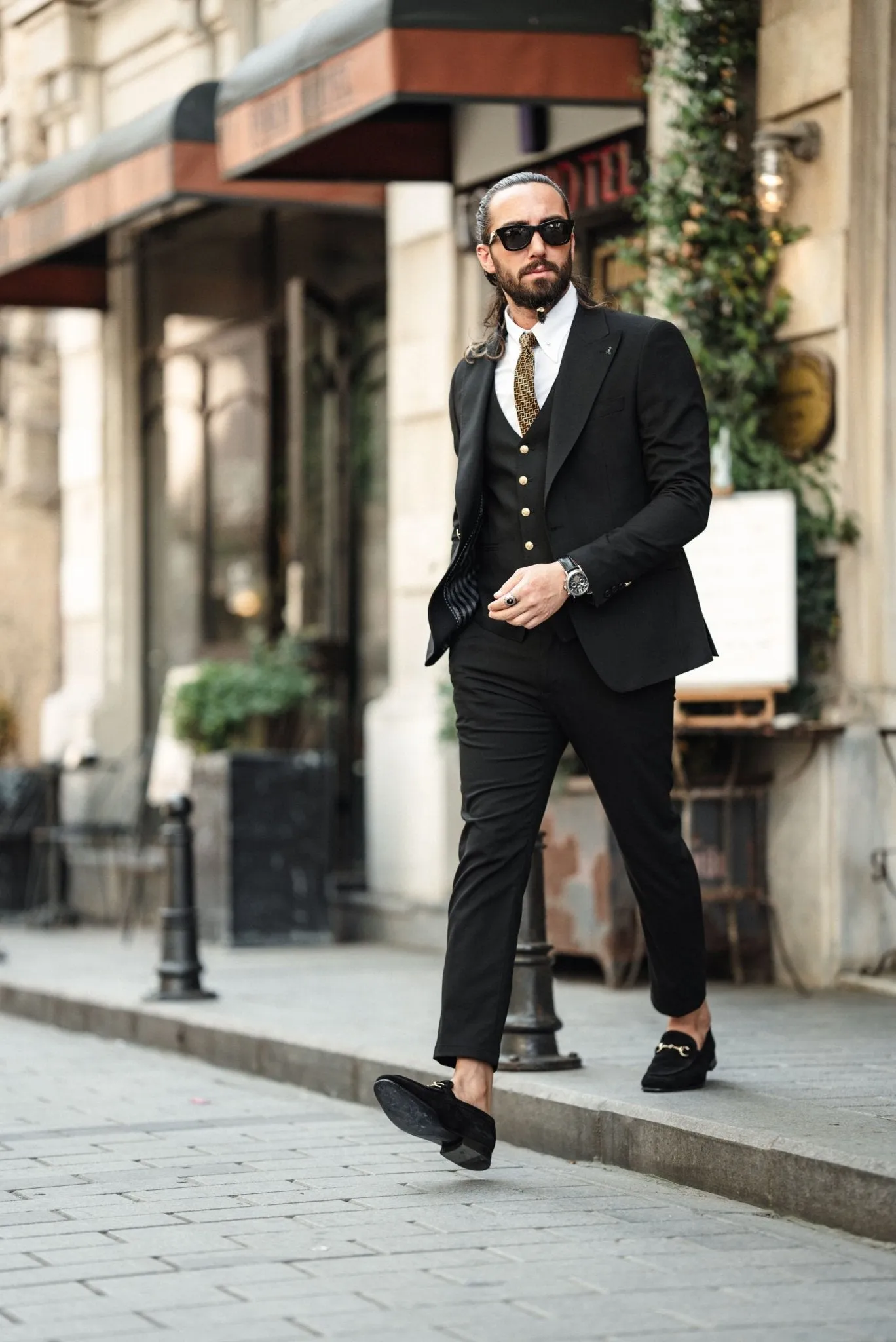 HolloMen Slim Fit Black 3-Piece Suit