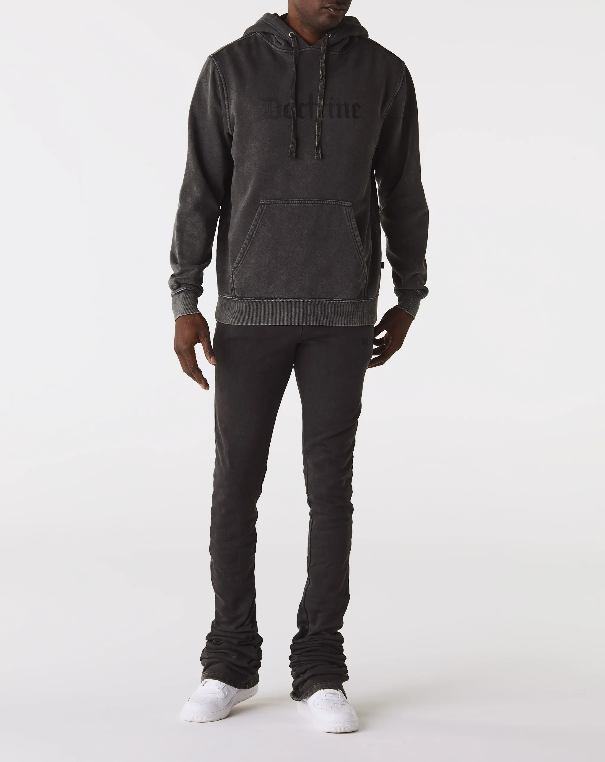 Signature Dagger Jogger