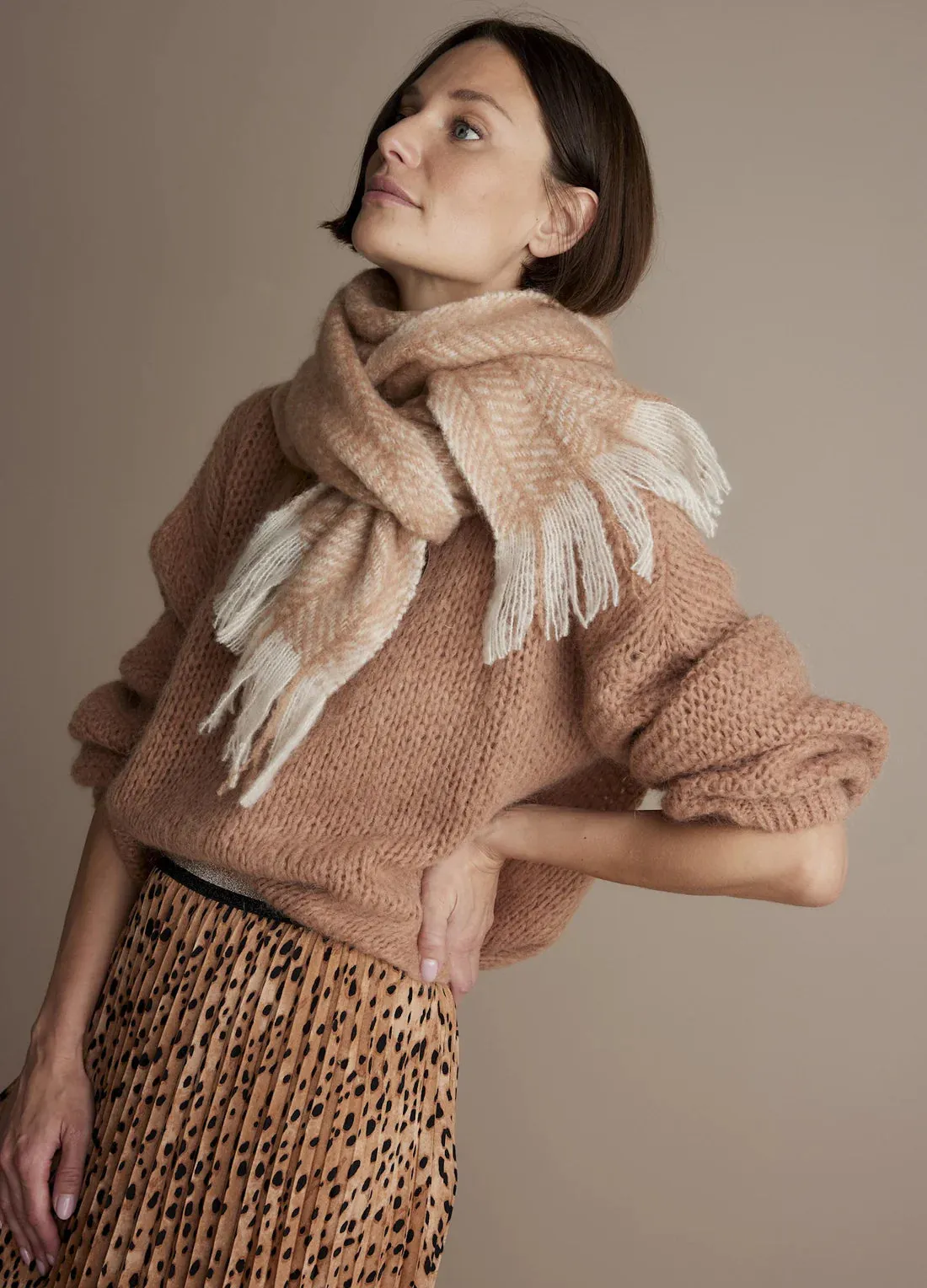 Summum Old Peach Herringbone Scarf