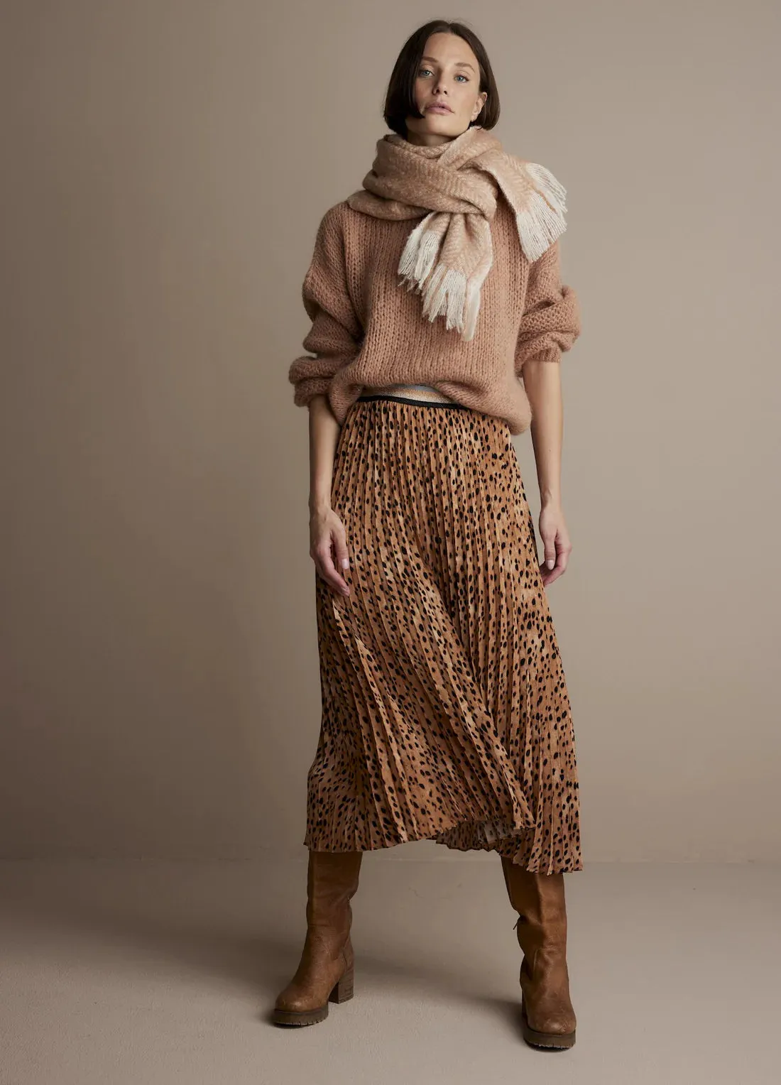 Summum Old Peach Herringbone Scarf
